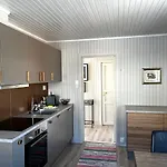 Anitas Waterfront Reine