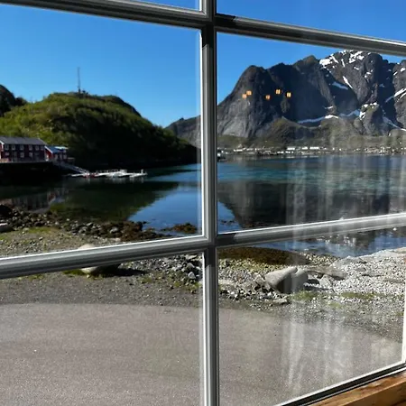 Anitas Waterfront Cabins Σπίτι διακοπών Reine