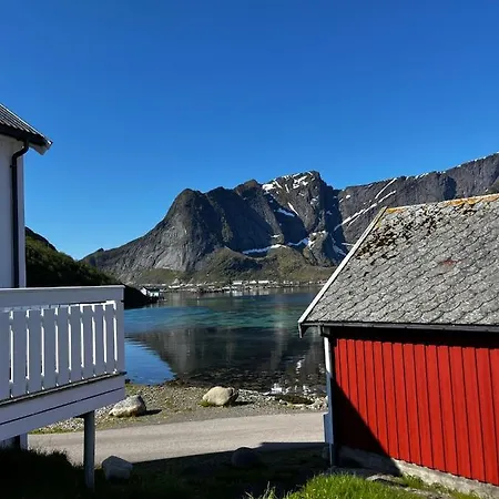 Anitas Waterfront Cabins Σπίτι διακοπών Reine