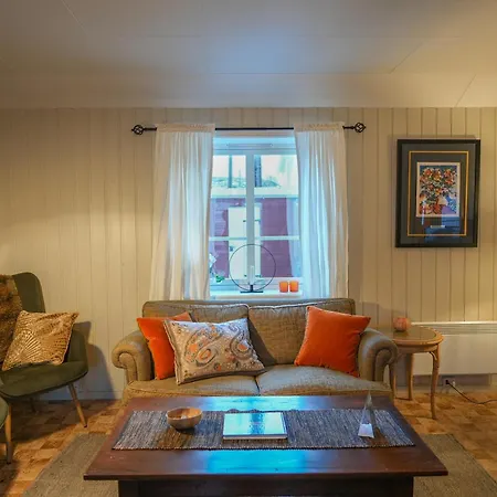 Anitas Waterfront Cabins Reine