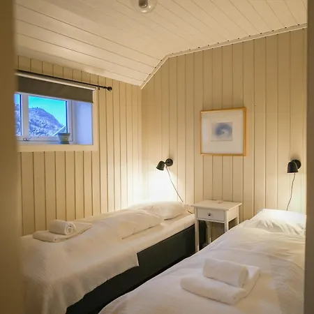 Anitas Waterfront Cabins