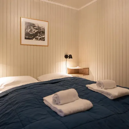 Anitas Waterfront レーヌ