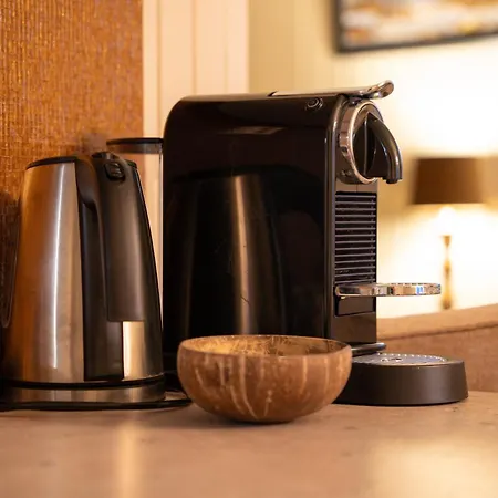 Anitas Waterfront 펜션 레이네